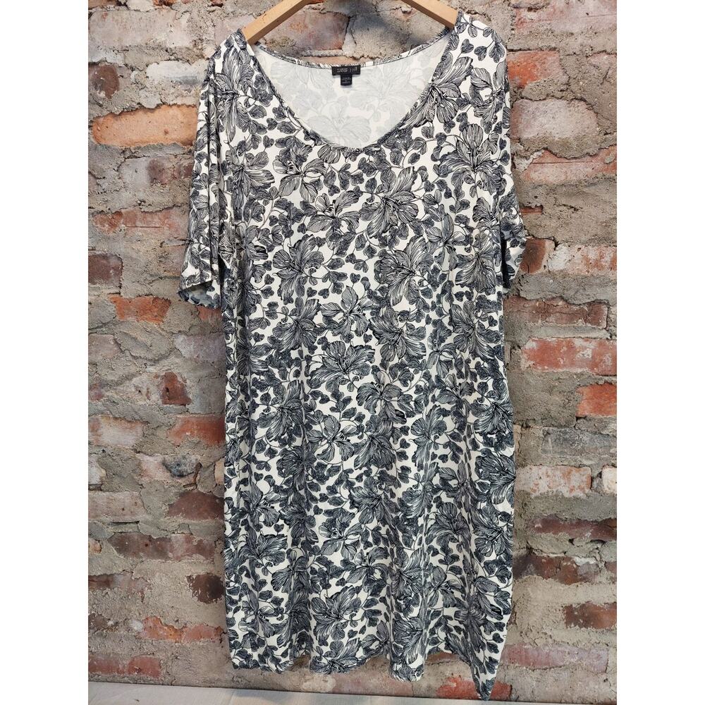 J. Jill White and Black Floral Maxi Dress
